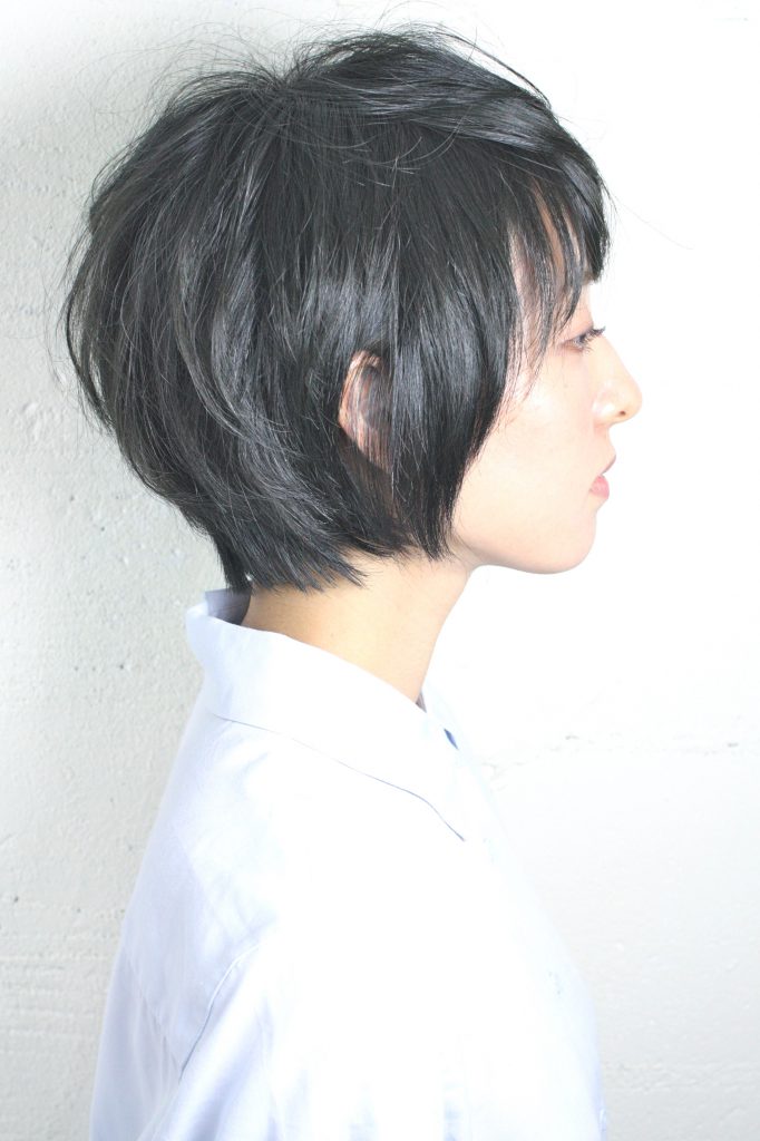 地毛の黒とは違う！ブルーグレー×ショートボブ｜銀座 美容院・美容室｜ANTERET（アンテレ）